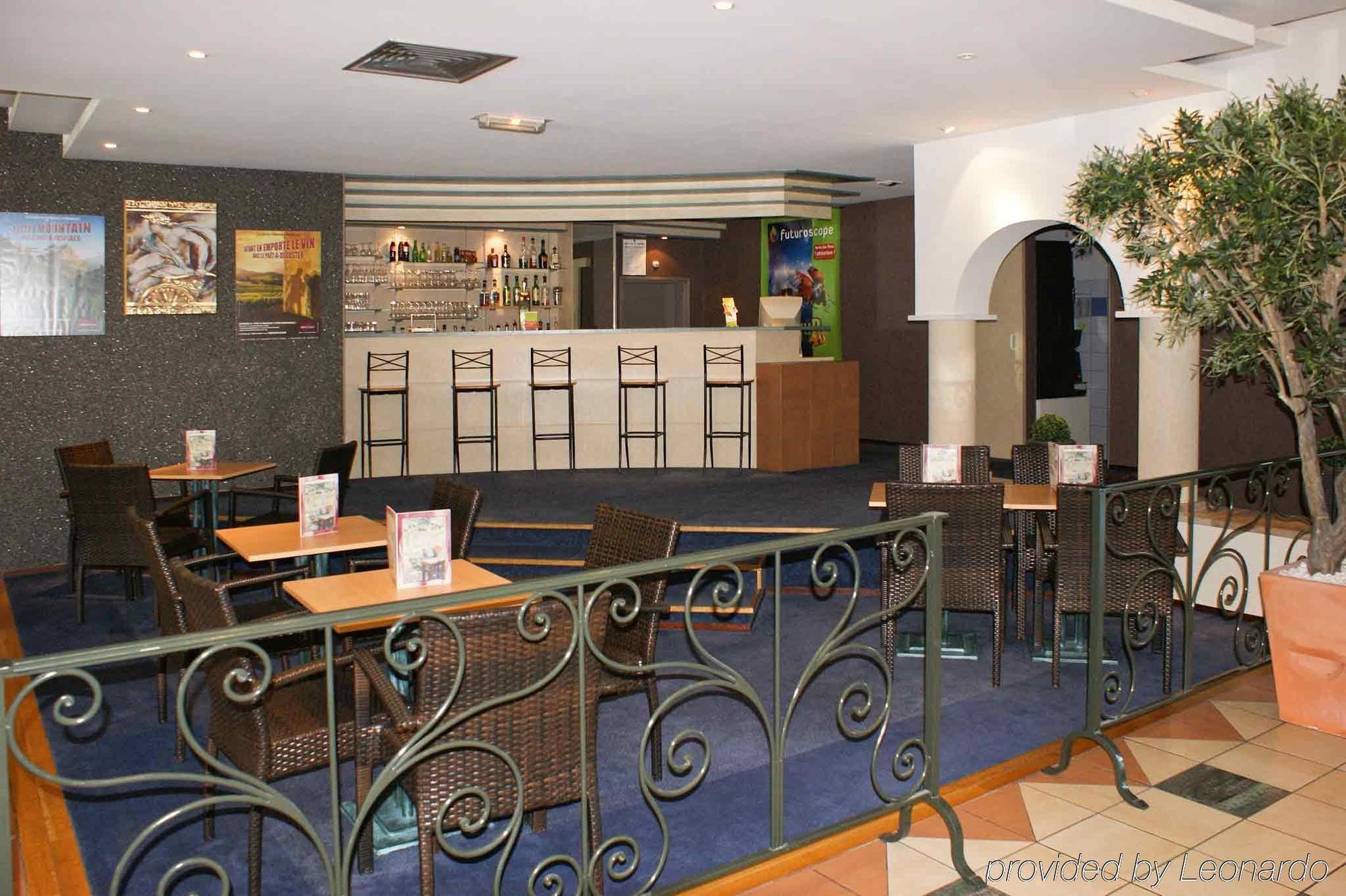 Mercure Poitiers Site Du Futuroscope Hotel 4*