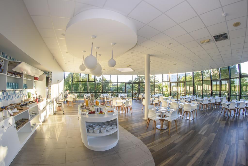 Hotel Mercure Poitiers Site Du Futuroscope Chasseneuil-du-Poitou