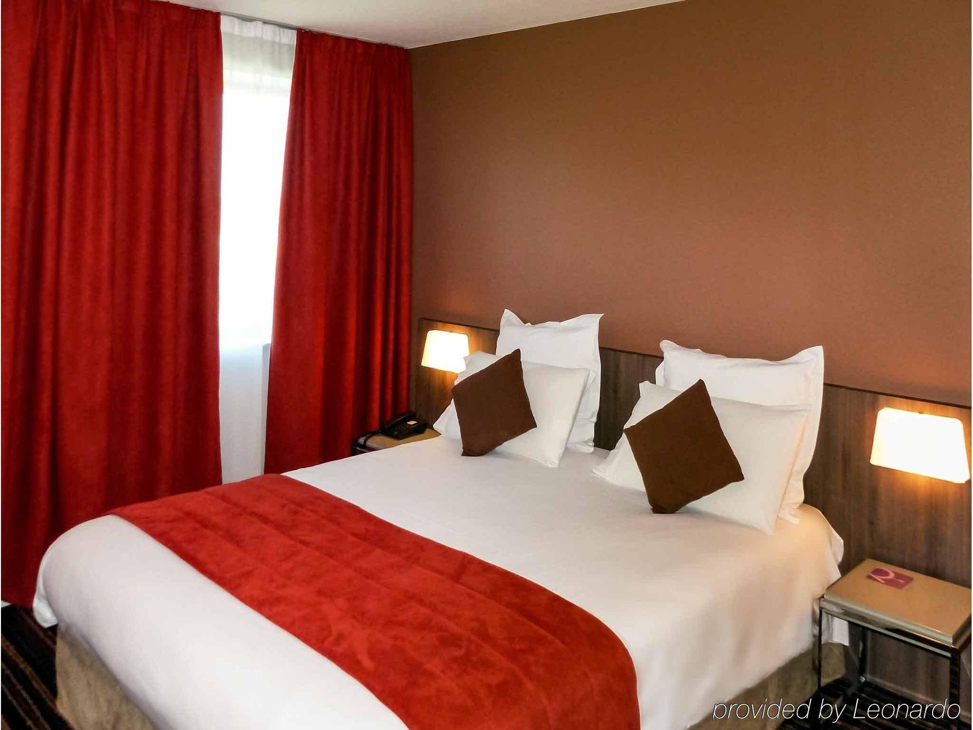 Mercure Poitiers Site Du Futuroscope 4*